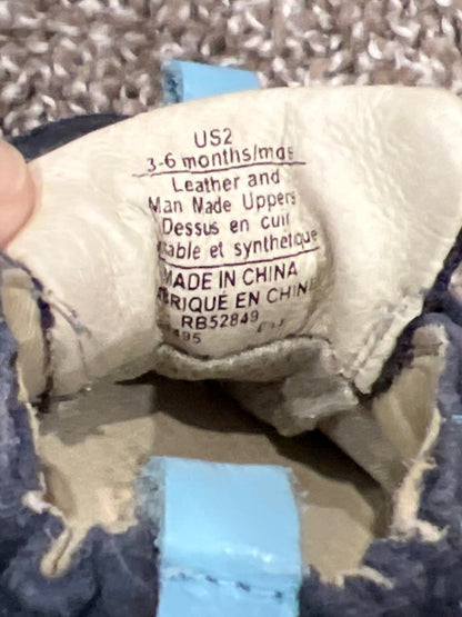 Baby Boys, Robeez Crib Shoes, blue, Velcro Sneakers, size 2, VGUC, Shoes 2 (Baby: 0-12 mth)