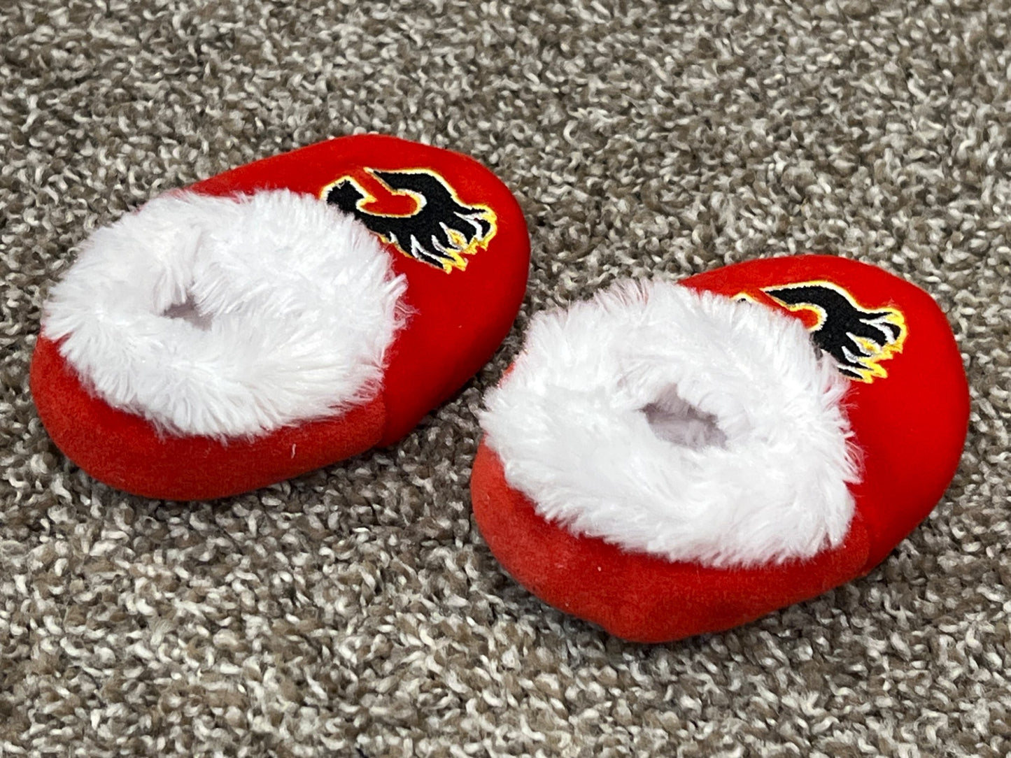 Baby Calgary Flames Slippers with black grip dot soft soles, approx. size 2, EUC, Shoes 2 (Baby: 0-12 mth)