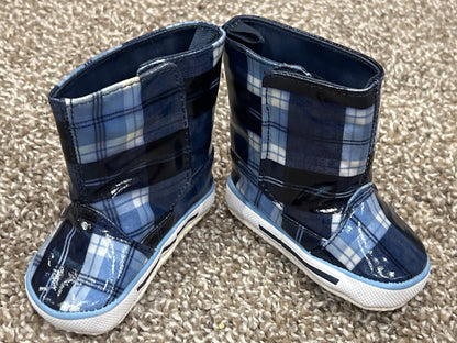 Baby Fashion Soft Sole Crib ‘Rain-style’ Boots, size 2, VGUC (NOT Waterproof or Water Resistant) , Shoes 2 (Baby: 0-12 mth)