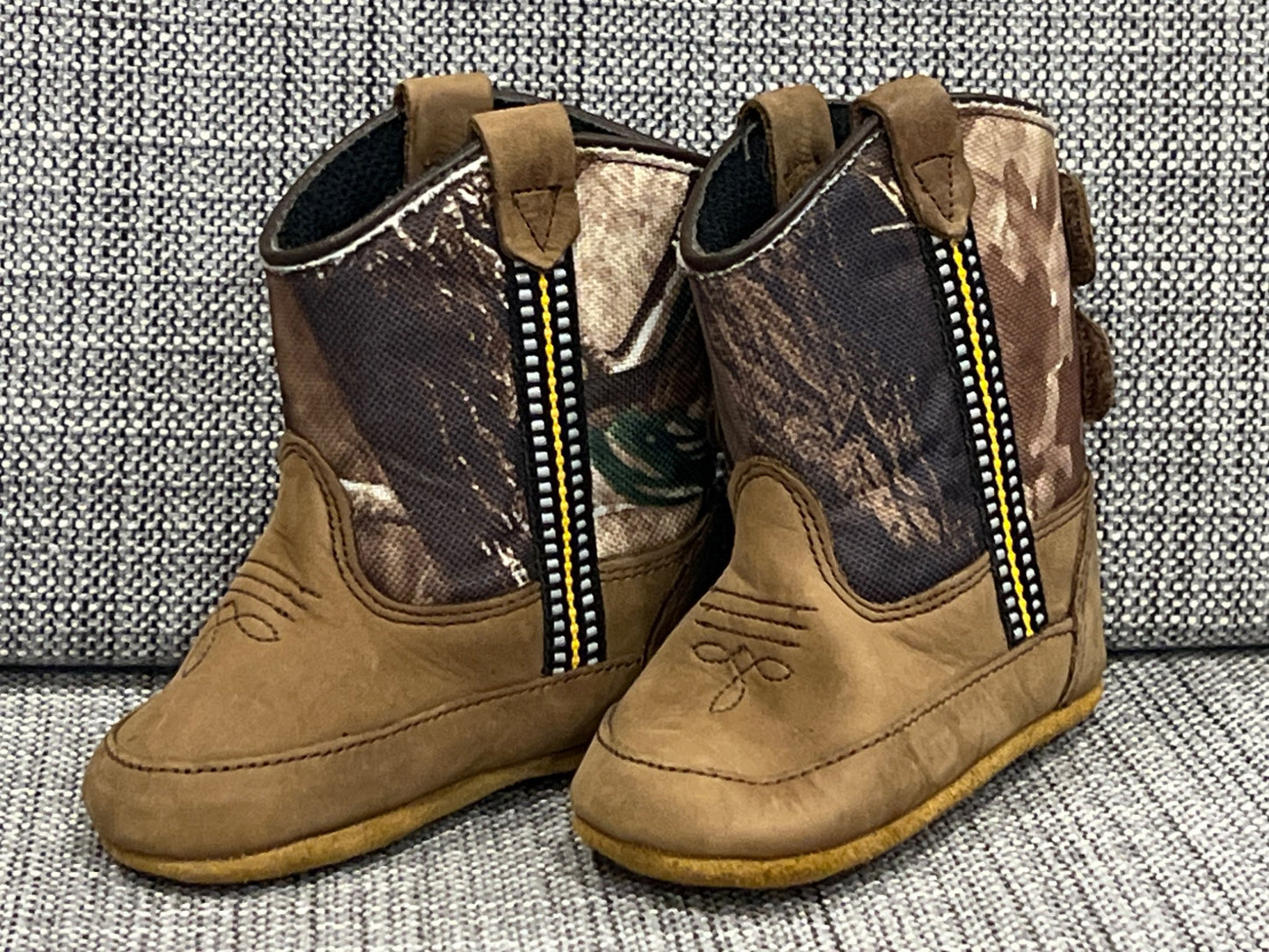 Old West, Baby Western Boots with soft soles with grip, size 2, EUC, Shoes 2 (Baby: 0-12 mth)