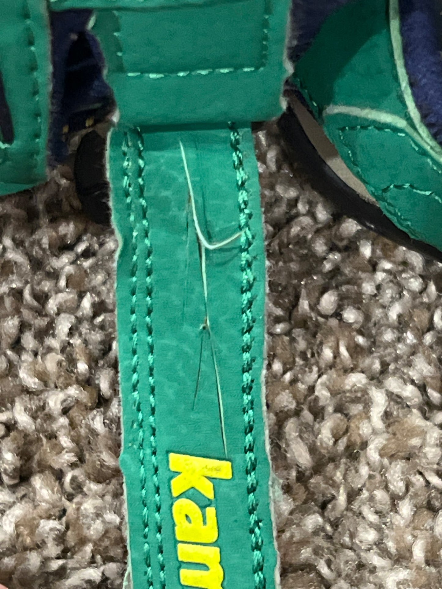 Kamik Green Sandals, size 6, VGUC, Shoes 6 (Walkers:12-24 mth)