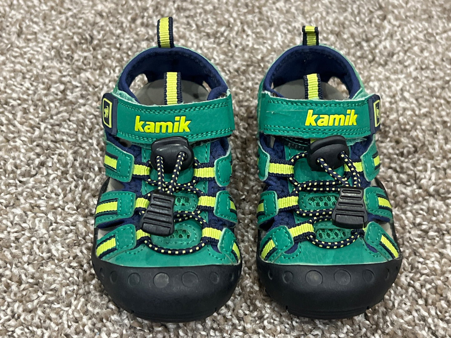 Kamik Green Sandals, size 6, VGUC, Shoes 6 (Walkers:12-24 mth)