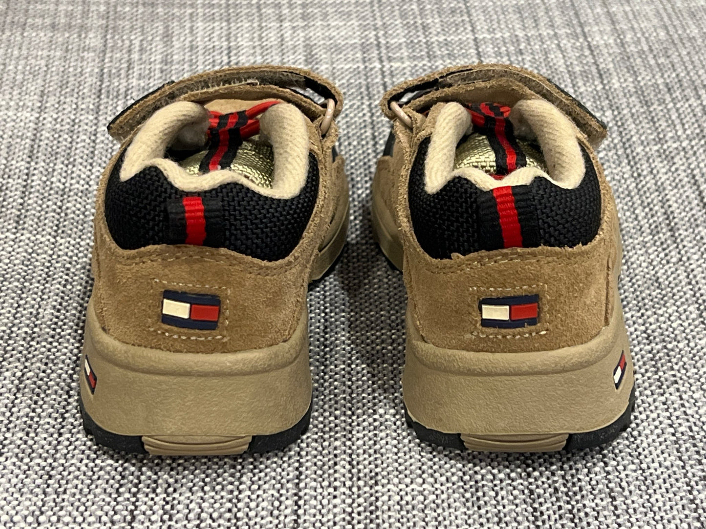 Toddler Boys, Tommy Hilfiger Hiking Shoes, Size 6, EUC , Shoes 6 (Walkers:12-24 mth)