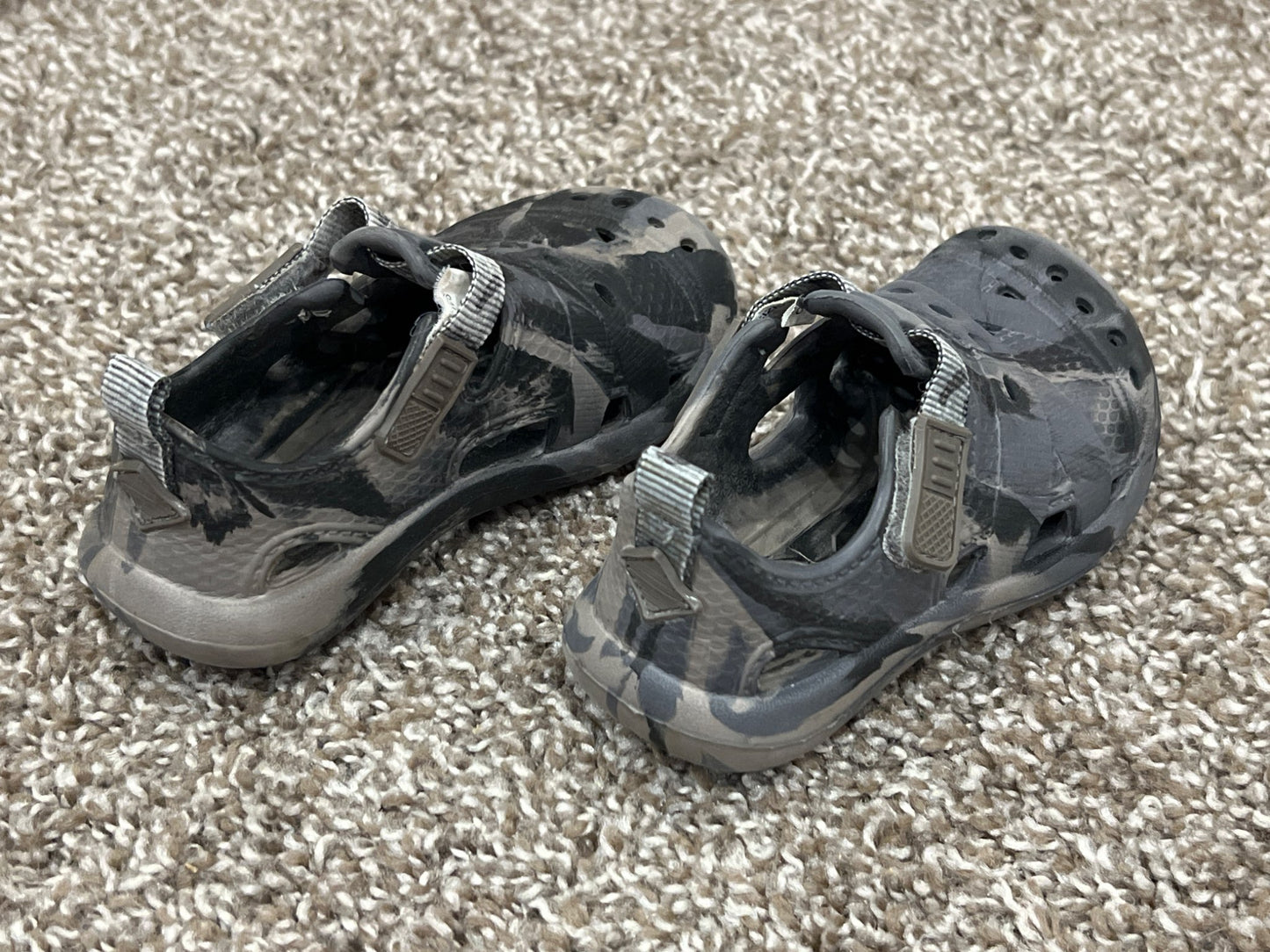 Grey camouflage sandal shoes, size 6, VGUC, Shoes 6 (Walkers:12-24 mth)