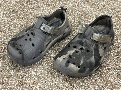 Grey camouflage sandal shoes, size 6, VGUC, Shoes 6 (Walkers:12-24 mth)