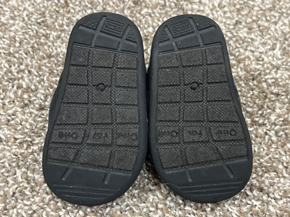 Toddler boys, TOMS, black/blue/grey plaid, size T4, but fits Small - closer to Size 3, VGUC, Shoes 3 (Baby: 0-12 mth)