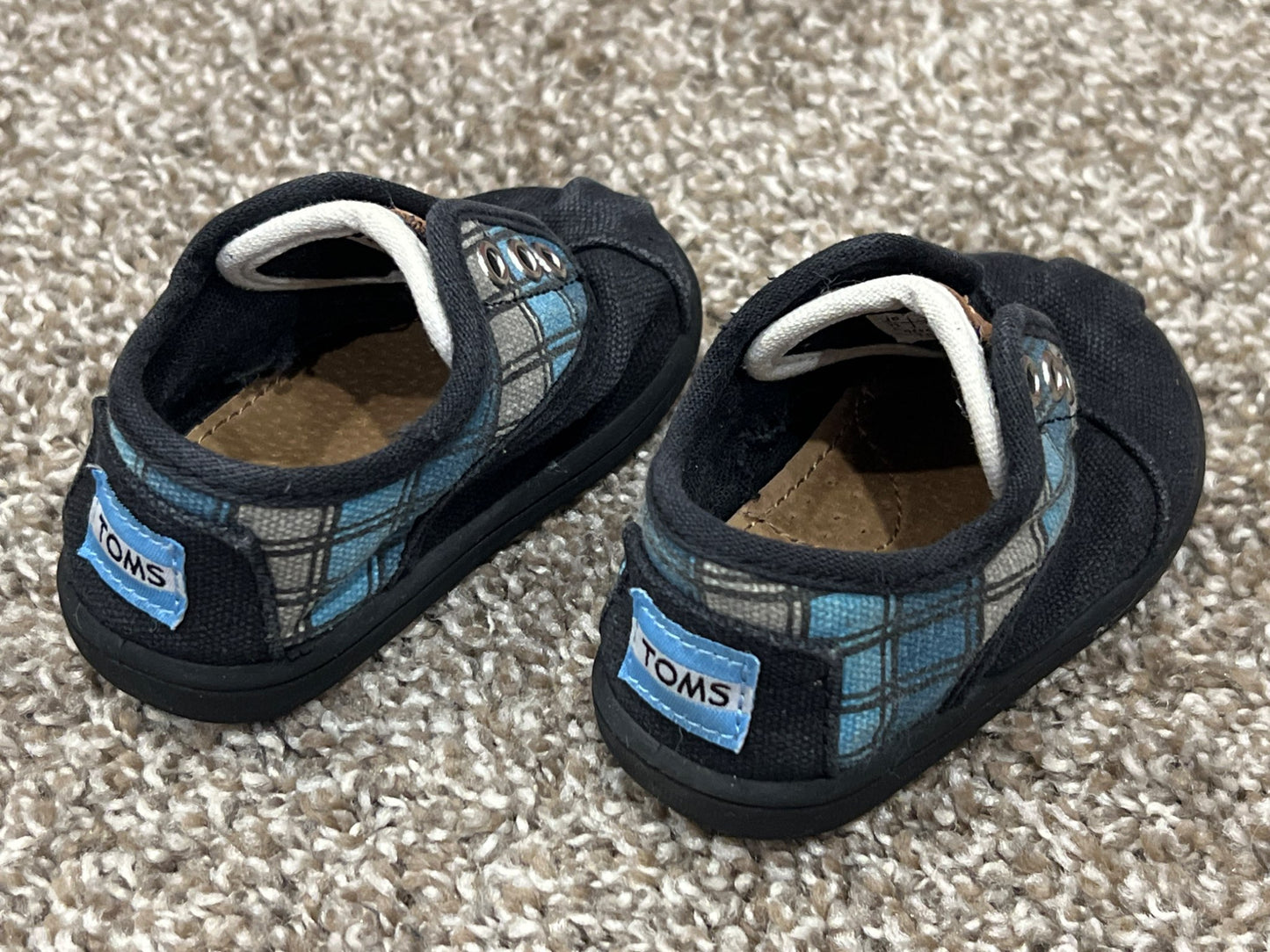 Toddler boys, TOMS, black/blue/grey plaid, size T4, but fits Small - closer to Size 3, VGUC, Shoes 3 (Baby: 0-12 mth)