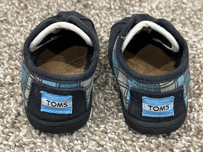 Toddler boys, TOMS, black/blue/grey plaid, size T4, but fits Small - closer to Size 3, VGUC, Shoes 3 (Baby: 0-12 mth)