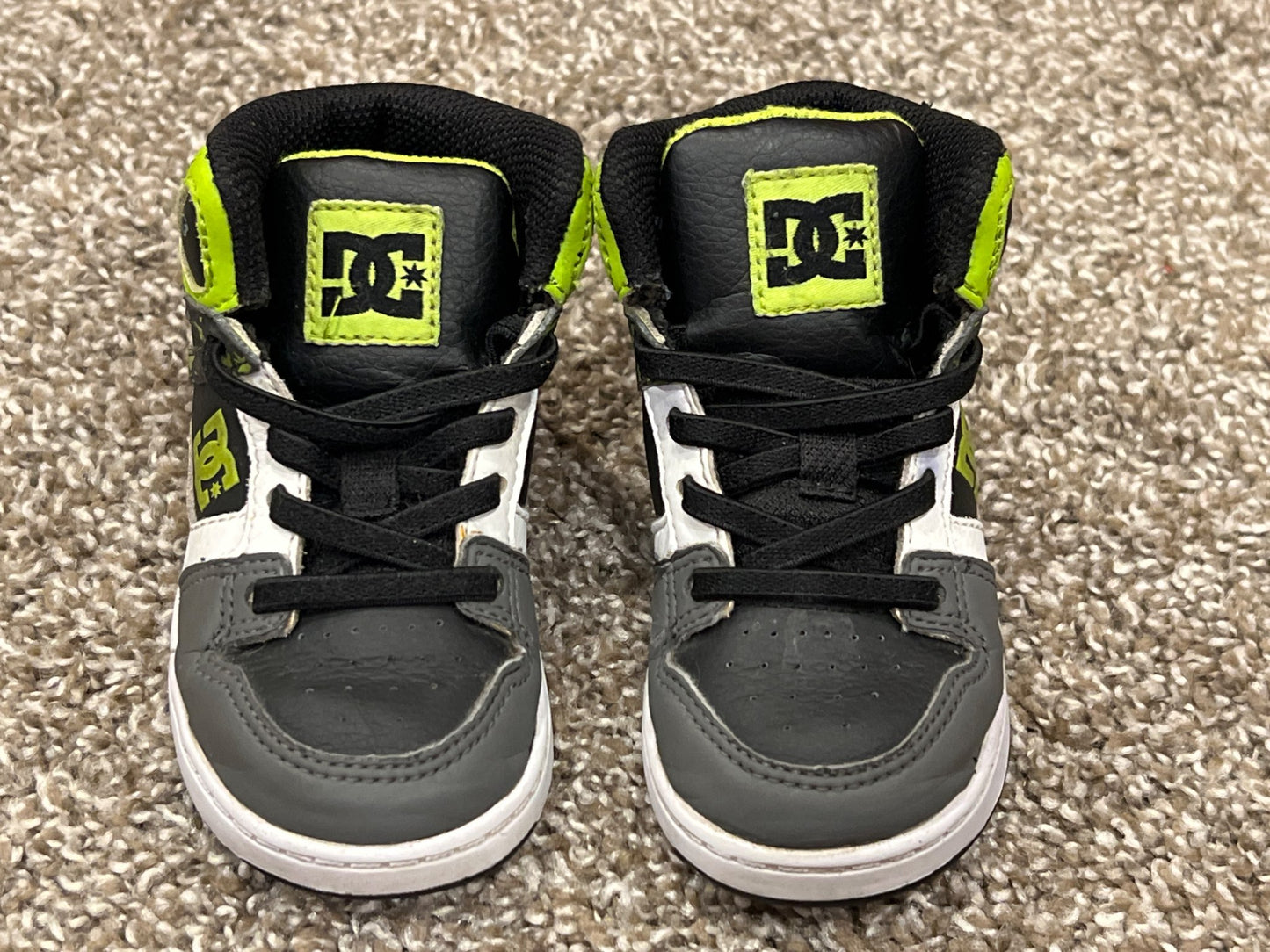 Toddler Boys, DC High-Tops, size 6, VGUC, Shoes 7 (Walkers:12-24 mth)