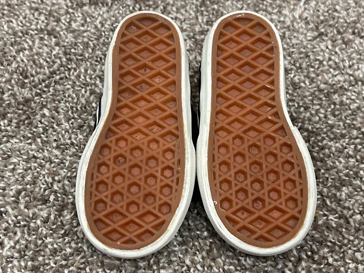 Vans Off the Wall Shoes, Toddler Boys skate shoes, Monster pattern, size 6, VGUC, Shoes 6 (Walkers:12-24 mth)