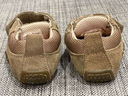 Baby Boys Dr. Scholl’s Suede shoes, size 2, VGUC, Shoes 2 (Baby: 0-12 mth)