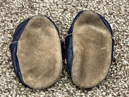 Robeez soft sole shoes, navy, horse, size 0-6 mos (approx size 1.5), VGUC, Shoes 1.5 (Baby: 0-12 mth)
