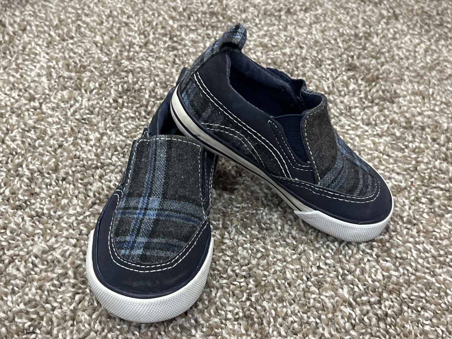 Joe Fresh Shoes, navy / grey plaid, size 5, VGUC, Shoes 5 (Walkers:12-24 mth)