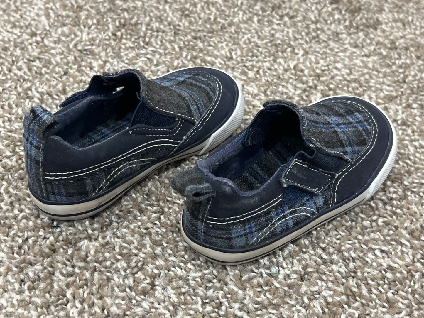 Joe Fresh Shoes, navy / grey plaid, size 5, VGUC, Shoes 5 (Walkers:12-24 mth)