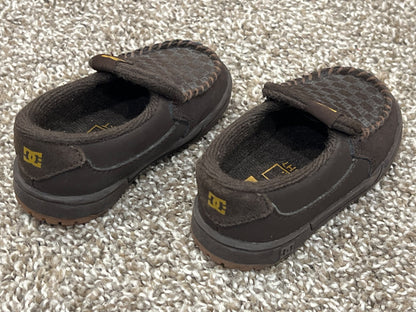 Toddler Boys, Brown Loafers by DC, size 5, EUC, Shoes 5 (Walkers:12-24 mth)