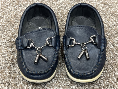 Toddler Boys, Navy Boats Shoes, size 5.5, VGUC, Shoes 5.5 (Walkers:12-24 mth)