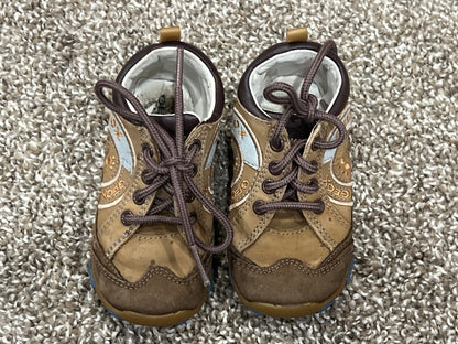 Toddler Boys, Geox Sneakers, Running Shoes, size 5.5, VGUC, Shoes 5.5 (Walkers:12-24 mth)