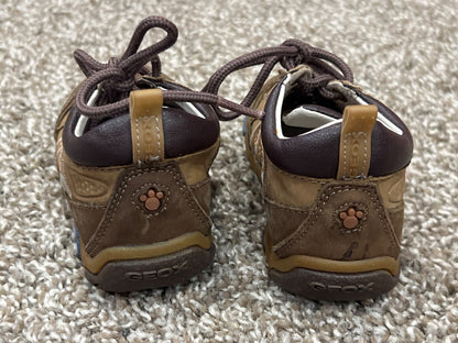 Toddler Boys, Geox Sneakers, Running Shoes, size 5.5, VGUC, Shoes 5.5 (Walkers:12-24 mth)