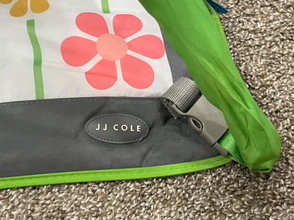 JJ Cole Baby Shade Flowers, Travel Playmat with Sunshade