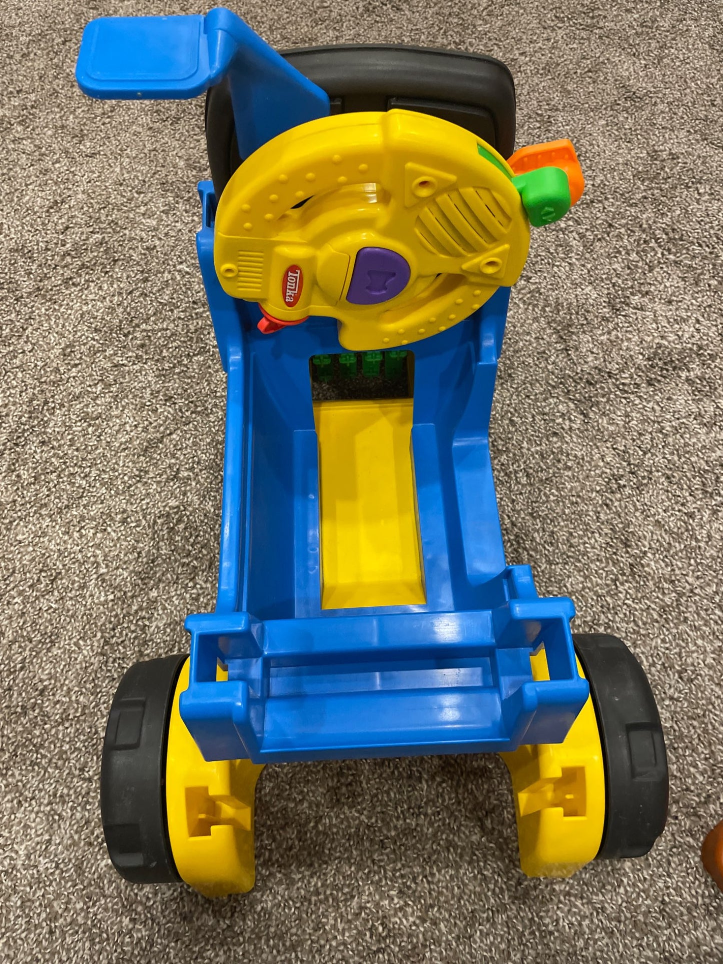 Hasbro Playskool Tonka Scoot ‘N Scoop 3 in 1 Ride-on Truck, Construction Vehicle