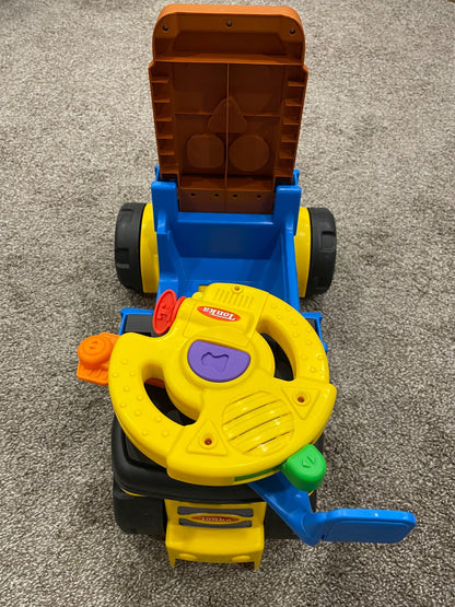 Hasbro Playskool Tonka Scoot ‘N Scoop 3 in 1 Ride-on Truck, Construction Vehicle