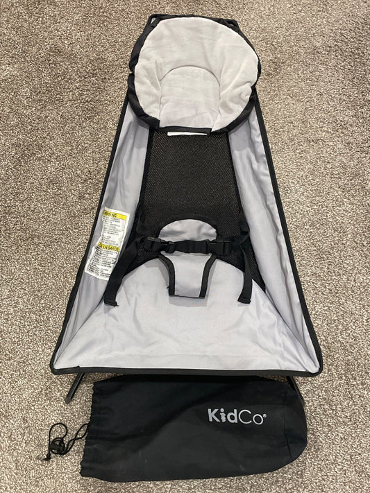 KidCo BouncePod Travel Bouncer, VGUC, MSRP: $65Cdn