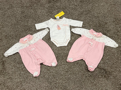 Bundle of Three - 2 Snugabye Preemie Sleepers (3-5lbs) VGUC and NWT Gymboree L/S Princess Onesie size Up to 7lbs, Kids Newborn