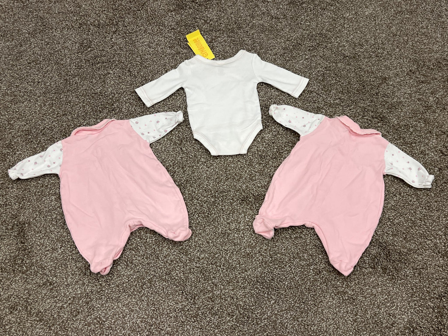 Bundle of Three - 2 Snugabye Preemie Sleepers (3-5lbs) VGUC and NWT Gymboree L/S Princess Onesie size Up to 7lbs, Kids Newborn