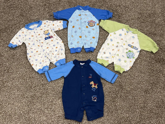 Bundle of 4 Footless sleepers, Preemie size (up to 5 lbs), VGUC, Kids Newborn