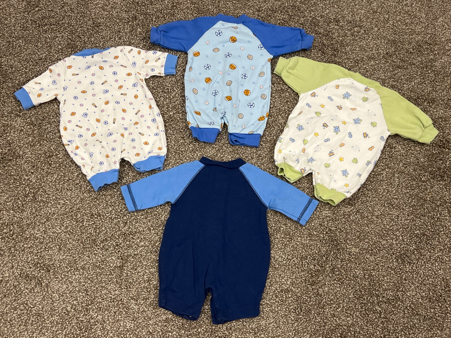 Bundle of 4 Footless sleepers, Preemie size (up to 5 lbs), VGUC, Kids Newborn