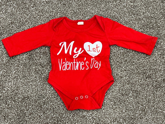 L/S Valentine’s Onesie, size 3-6mos, EUC, Kids 6 Month (3-6M)
