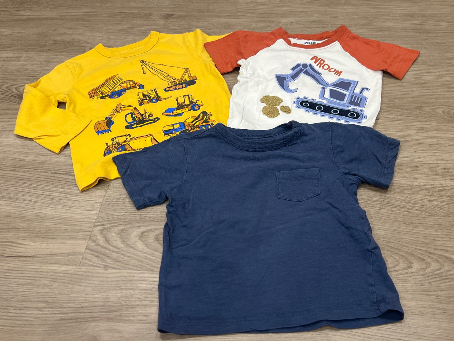 Boys T-shirt Bundle, size 2, VGUC (babyGAP, Pekkle and Jow Fresh brands), Kids 2T