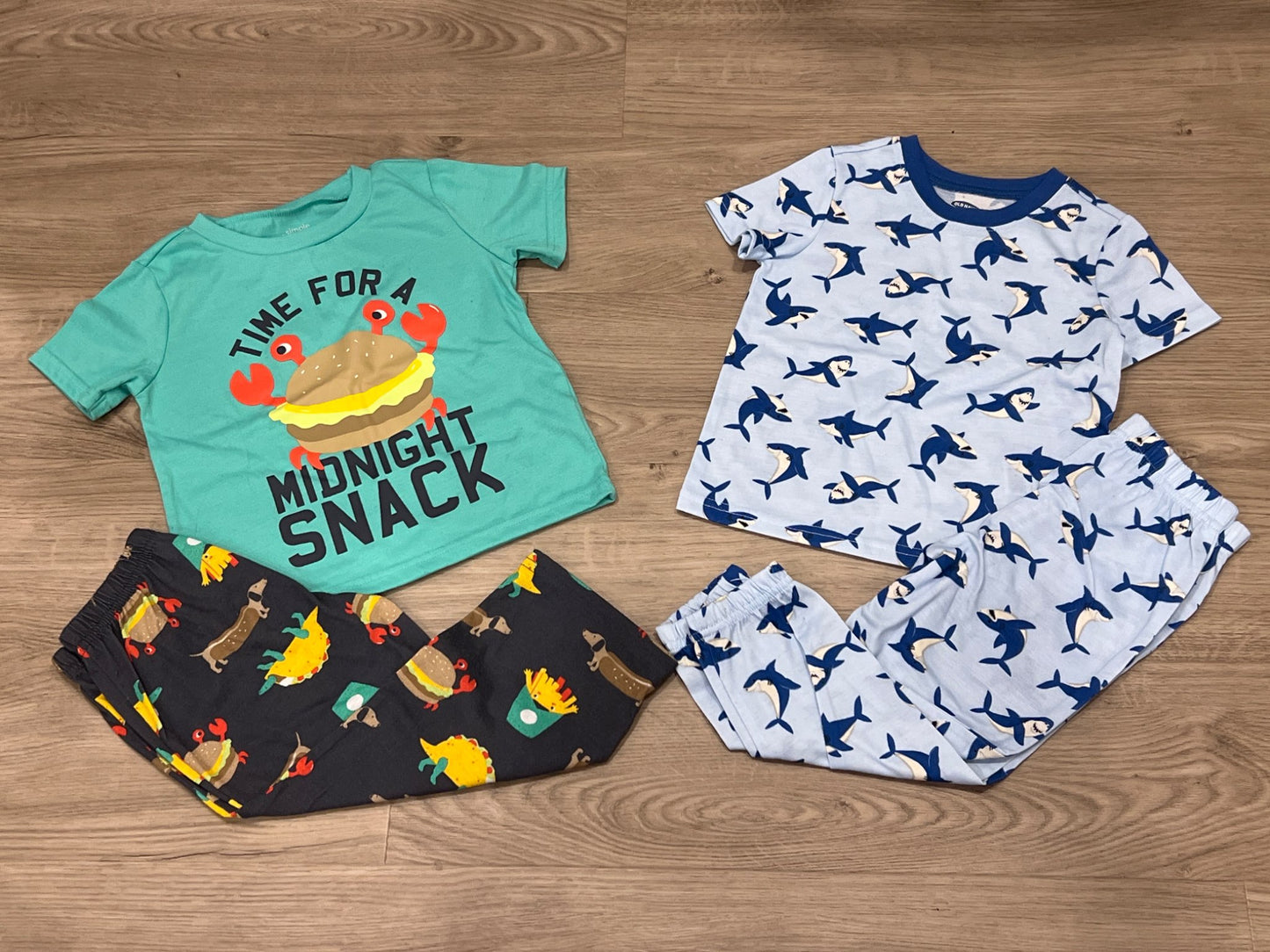 Bundle of 2 Pajama sets, PJ, size 3T, VGUC (Carter's and Old Navy brands), Kids 3T
