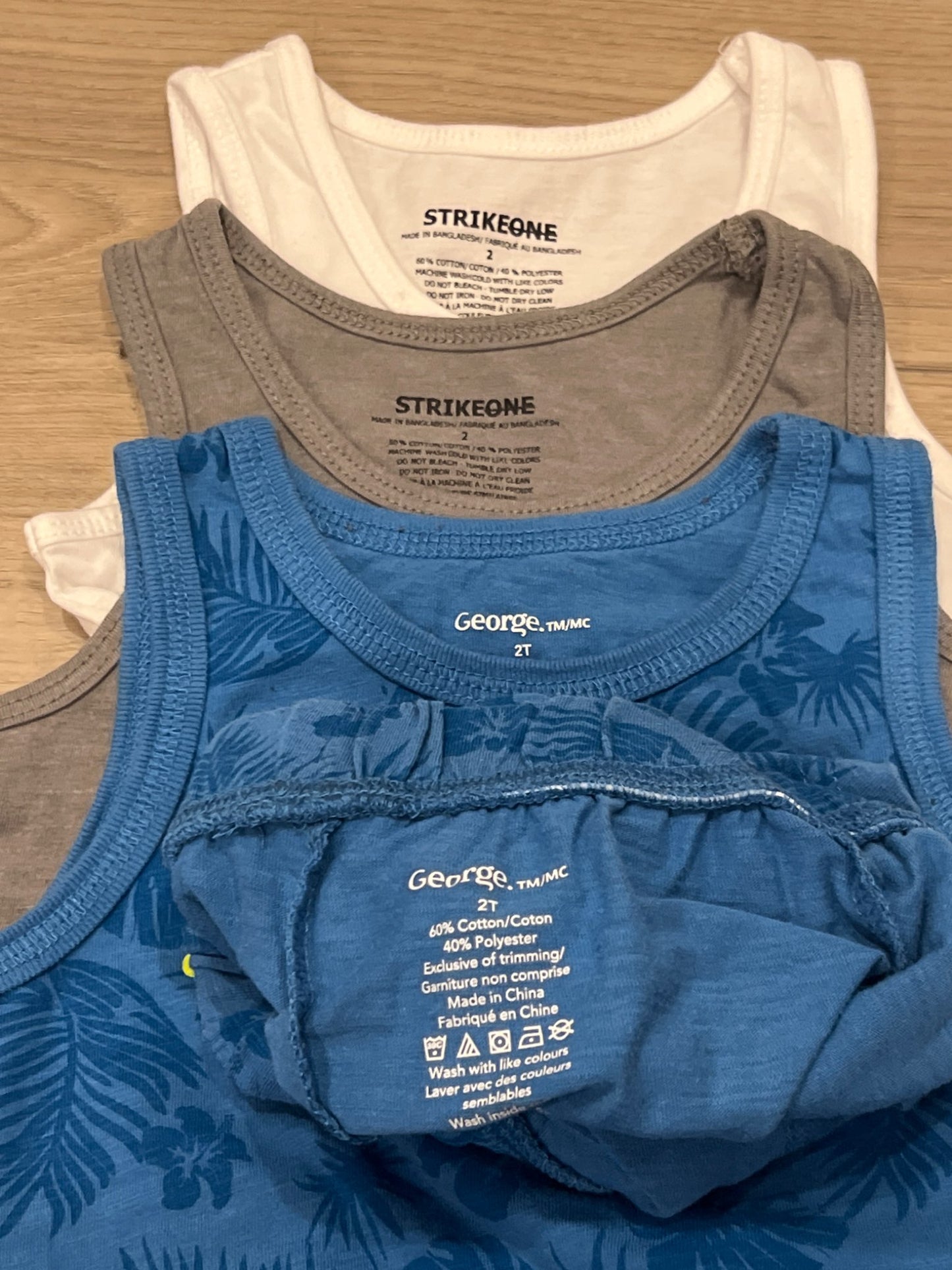 Boys Summer Bundle, 3 tank tops and 1 pair of shorts, size 2T, VGUC , Kids 2T