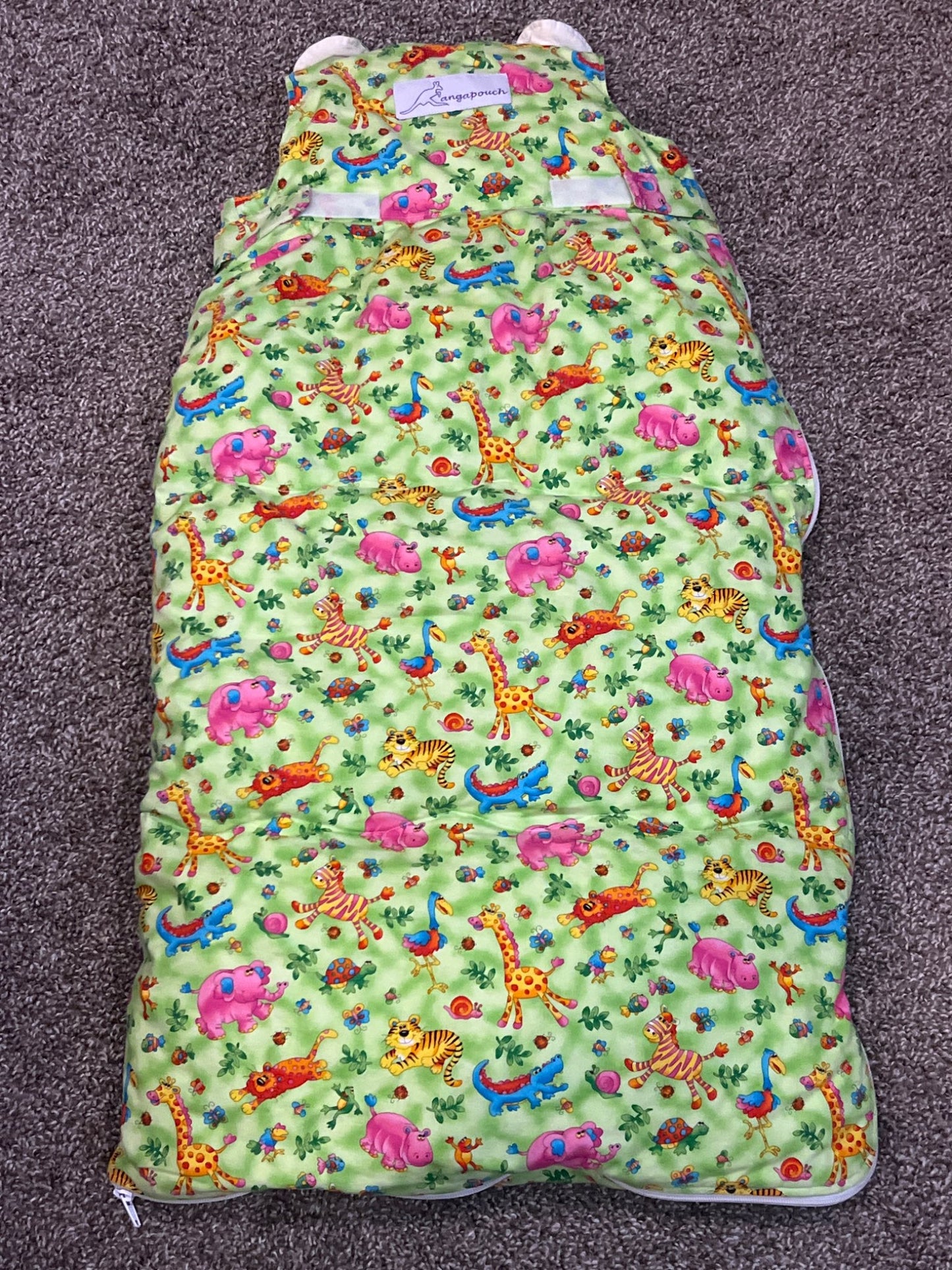 Kangapouch Down Sleep Sack, Green Animal Print, 36" length, size Small Tall, VGUC, Current MSRP ~$243. Made in Canada., 12-18 Months (Large)