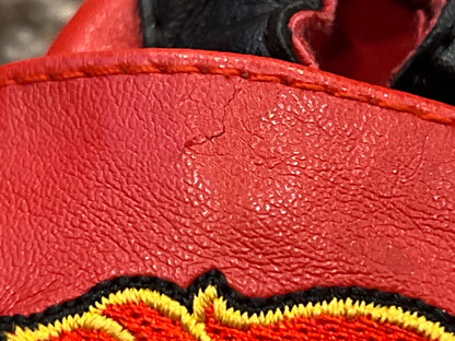 NHL, Calgary Flames, infant crib shoes, slippers like Robeez, Equivalent to size 0-6 mos, Red with Embroidered Flaming "C", VGUC, Shoes 0 (Baby: 0-12 mth)