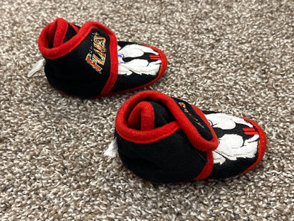 Calgary Flames Harvey the Hound Slippers for infants, size 6-12 mos, VGUC, Shoes 2 (Baby: 0-12 mth)
