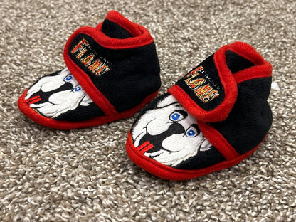 Calgary Flames Harvey the Hound Slippers for infants, size 6-12 mos, VGUC, Shoes 2 (Baby: 0-12 mth)