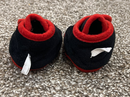 Calgary Flames Harvey the Hound Slippers for infants, size 6-12 mos, VGUC, Shoes 2 (Baby: 0-12 mth)