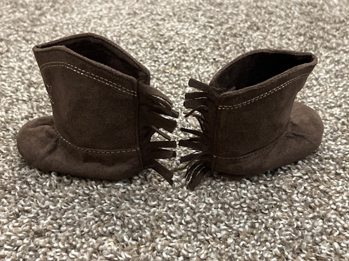 Brown Cowboy boot crib shoes, newborn size, EUC, Shoes 0 (Baby: 0-12 mth)