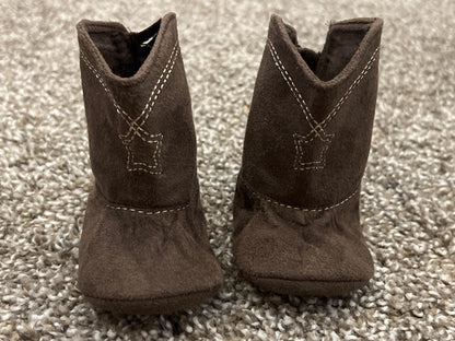 Brown Cowboy boot crib shoes, newborn size, EUC, Shoes 0 (Baby: 0-12 mth)
