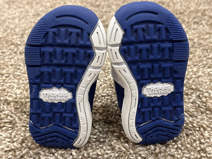 Thomas and Friends, Velcro running shoes, sneakers, size 2, VGUC (Thomas the Train, Thomas the Tank Engine) , Shoes 2 (Baby: 0-12 mth)