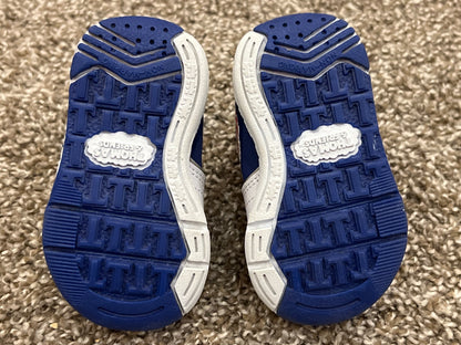 Thomas and Friends, Velcro running shoes, sneakers, size 2, VGUC (Thomas the Train, Thomas the Tank Engine) , Shoes 2 (Baby: 0-12 mth)