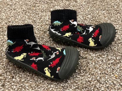 Black Dinosaur Sock shoes with rubber soles, size 8, VGUC, Shoes 8 (Toddler:2-4yr)