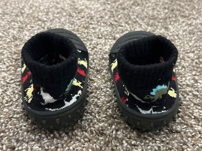 Black Dinosaur Sock shoes with rubber soles, size 8, VGUC, Shoes 8 (Toddler:2-4yr)
