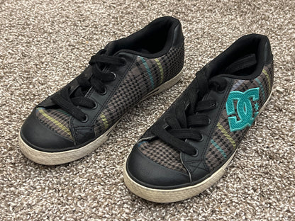 DC Skate shoes, size 7.5 big boys VGUC, Shoes 7 (Big Kids:8–12yr)