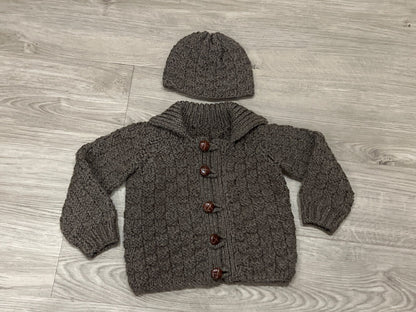 Brown handmade knit sweater set, includes button-up sweater and beanie toque hat, VGUC, Kids 2T