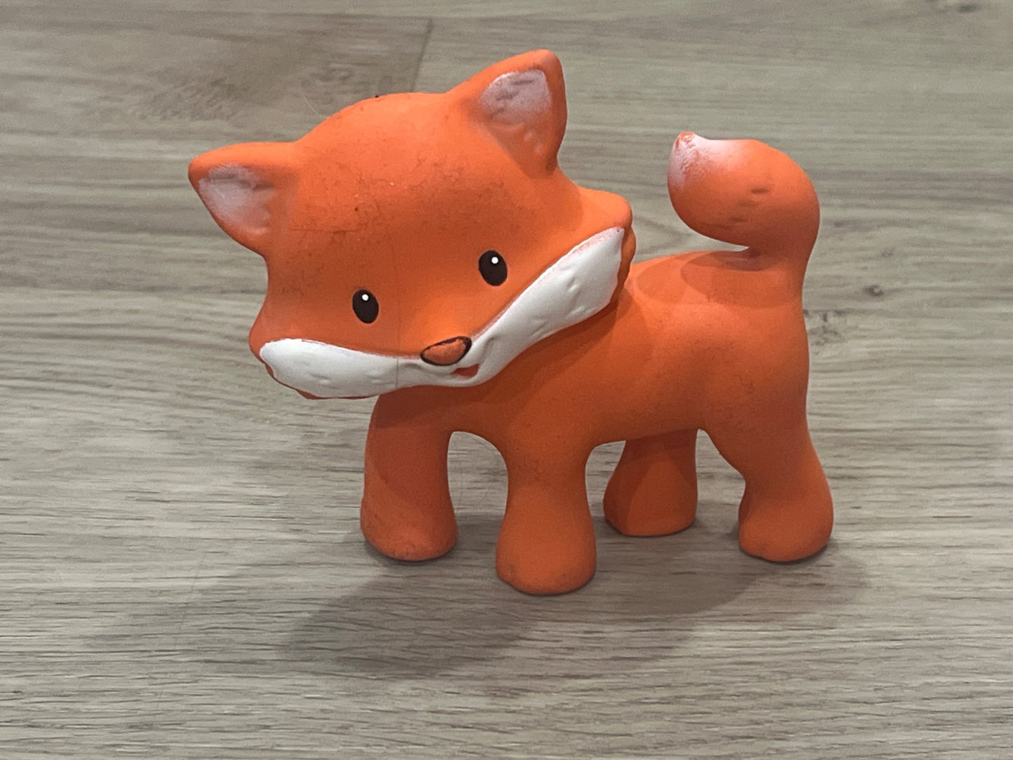 Bundle of Soft Squeaky Toys, Sofie la girafe (x3) and Infantino (x2) VGUC, MSRP for the bundle ~ $111