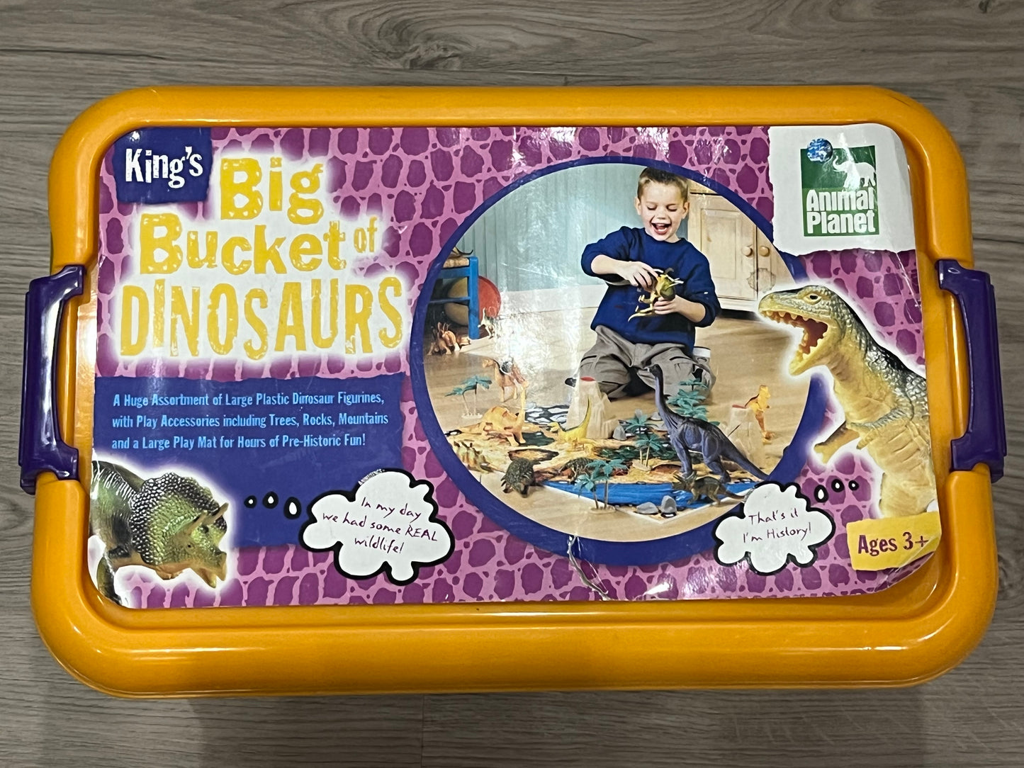 Big Bucket of Dinosaurs Animal Planet, VGUC, MSRP $40 - $69 CAD
