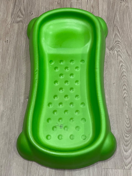 Cooshee Changer, Foam Change Pad Lime Green Colour, GUC, MSRP $72.99 CAD